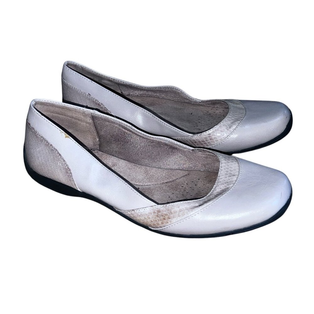 Life Stride Deja Vu Soft System Beige Animal Print Comfort Flats Sz 9 W Womens B